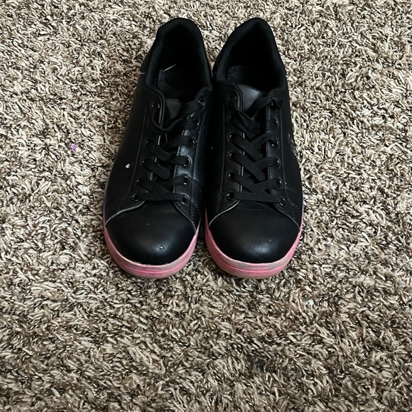 Pride shoes - Picture 3 of 3